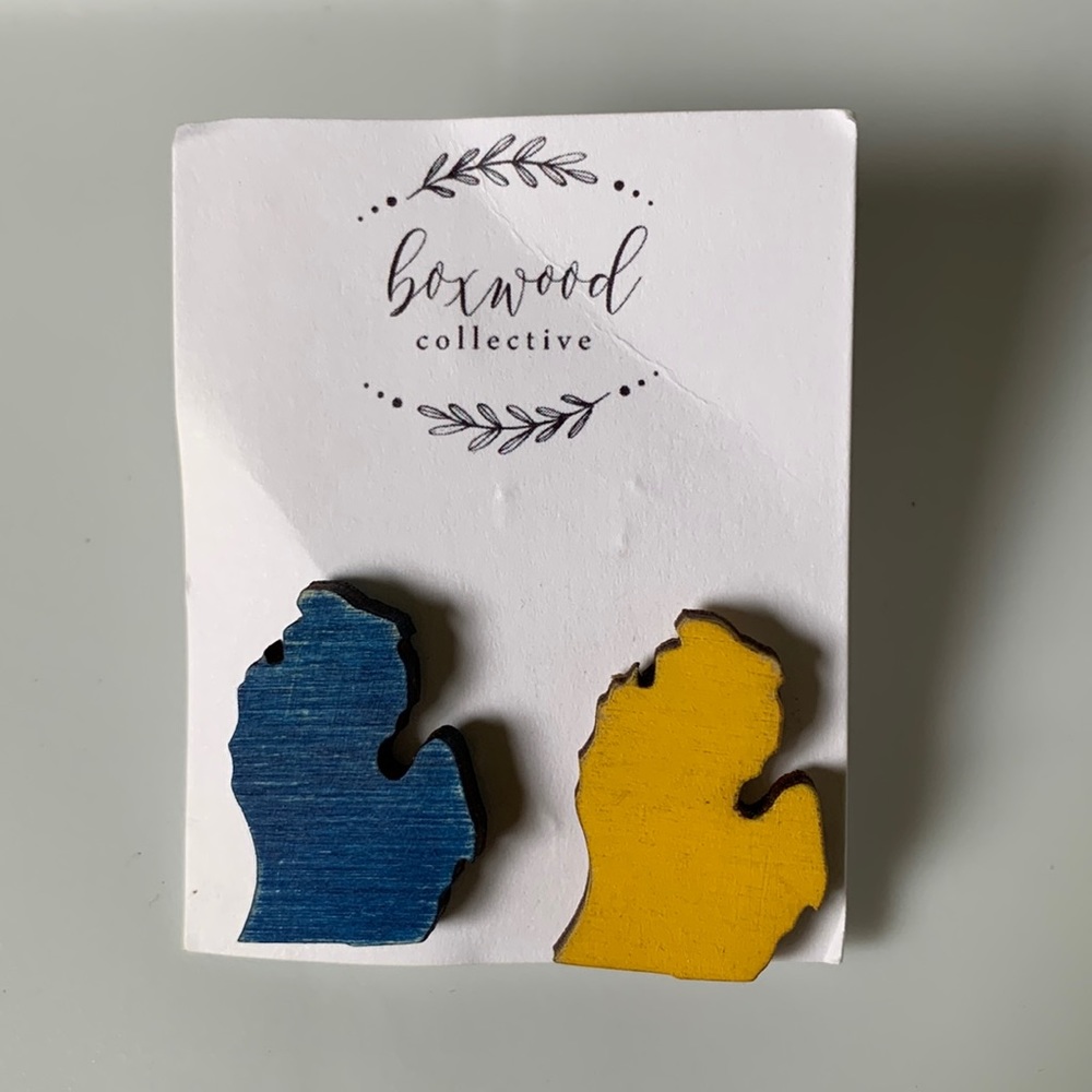 NWT Michigan earrings